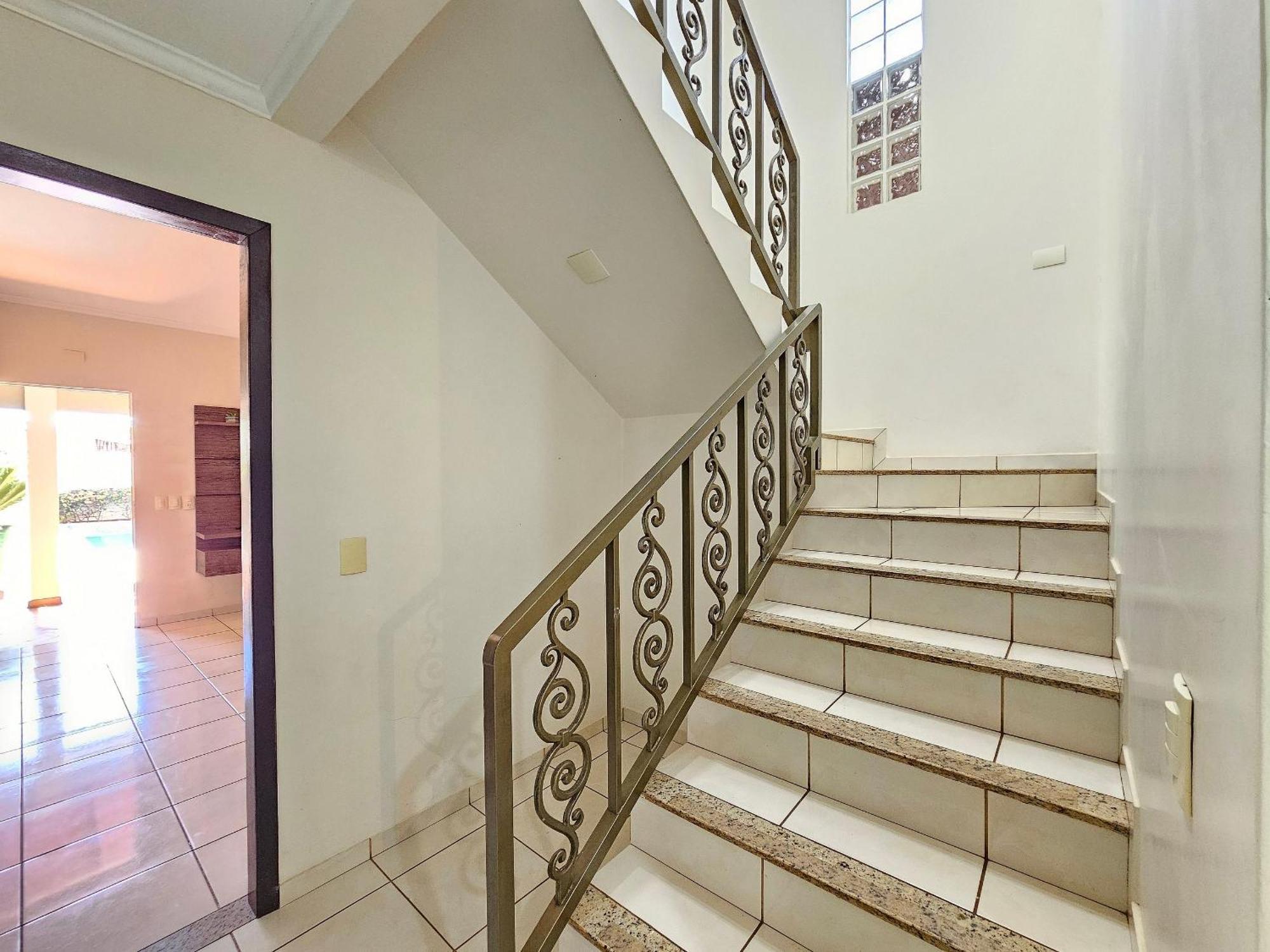 Linda Casa 4 Quartos Prox A Av Cataratas E Centro