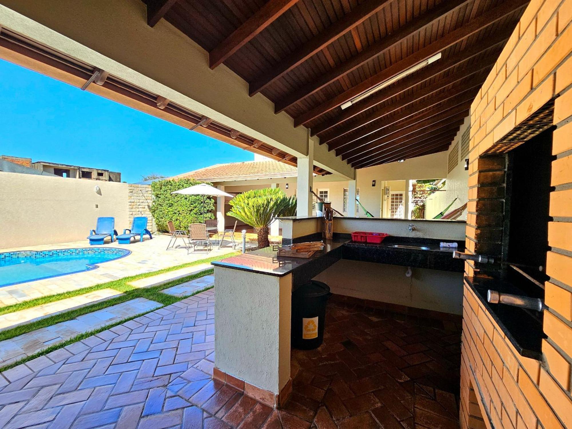 Linda Casa 4 Quartos Prox A Av Cataratas E Centro